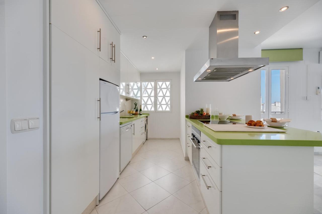 Vacation Marbella I Sea Views, 24-7 Security, Parking, Walk To Everything In Luxurious Puerto Banus Екстер'єр фото